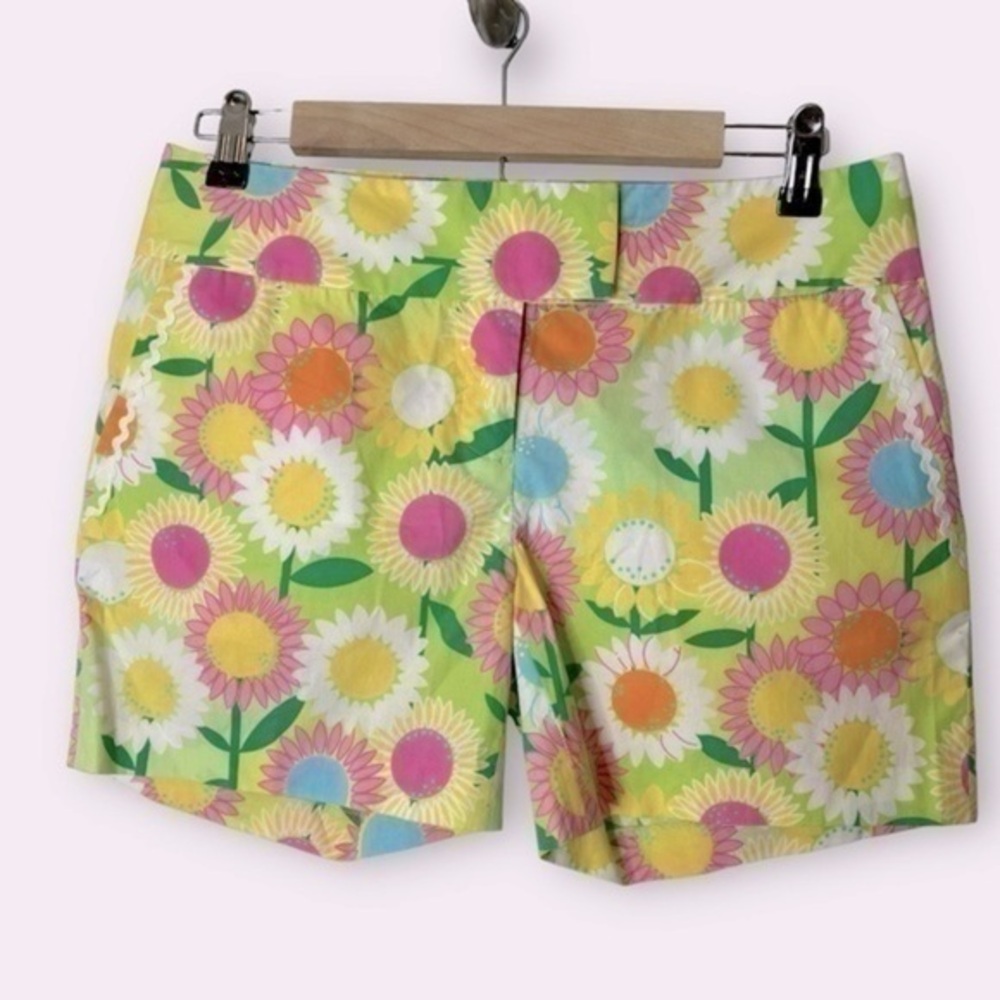 Lilly Pulitzer vintage Y2K daisy print shorts